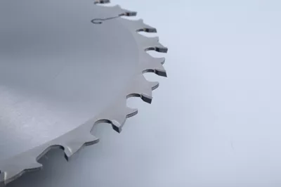 Carbide circular saw blade production process-Tooth seat grinding 02